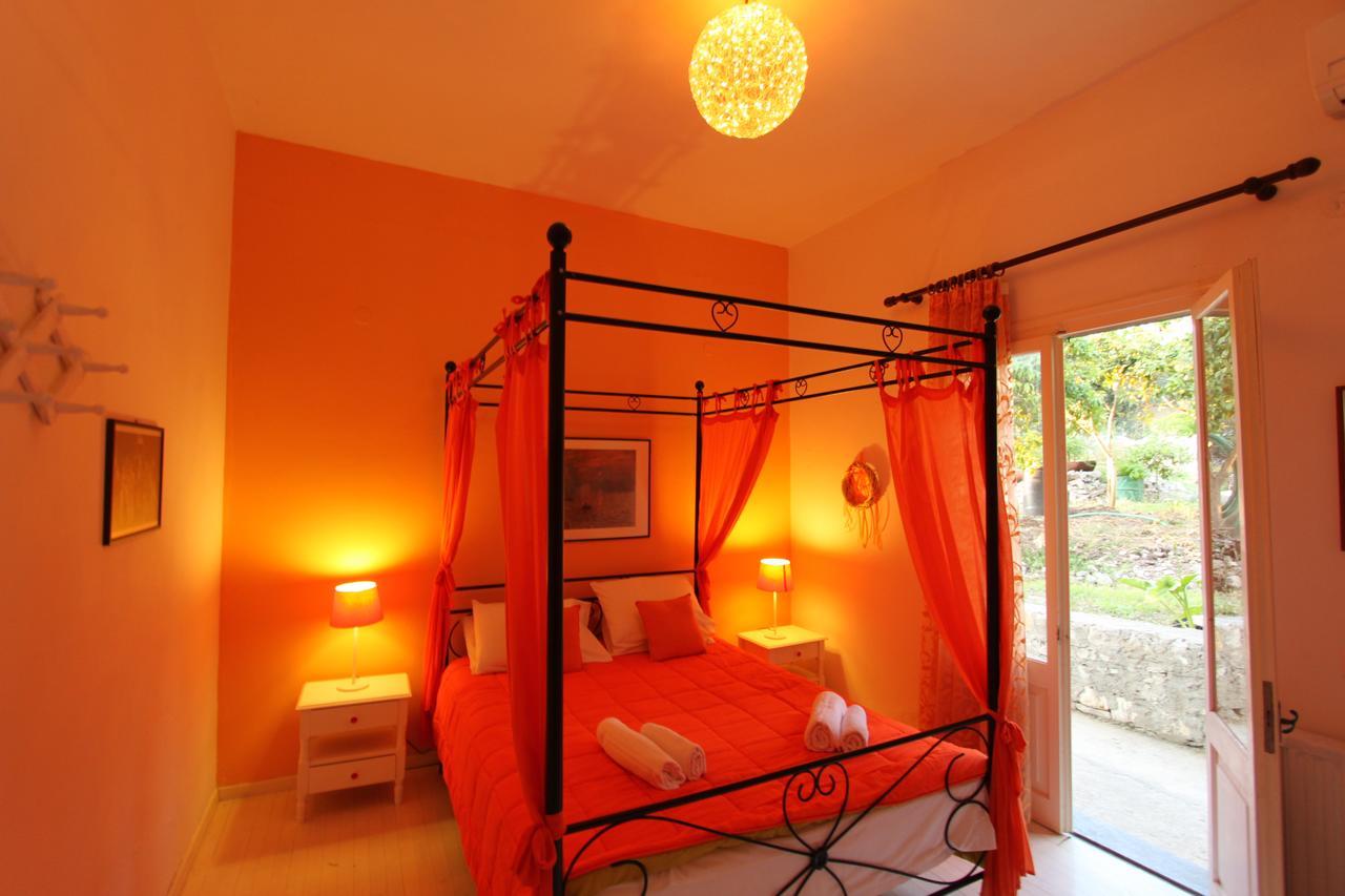 Angeliki & Apartment